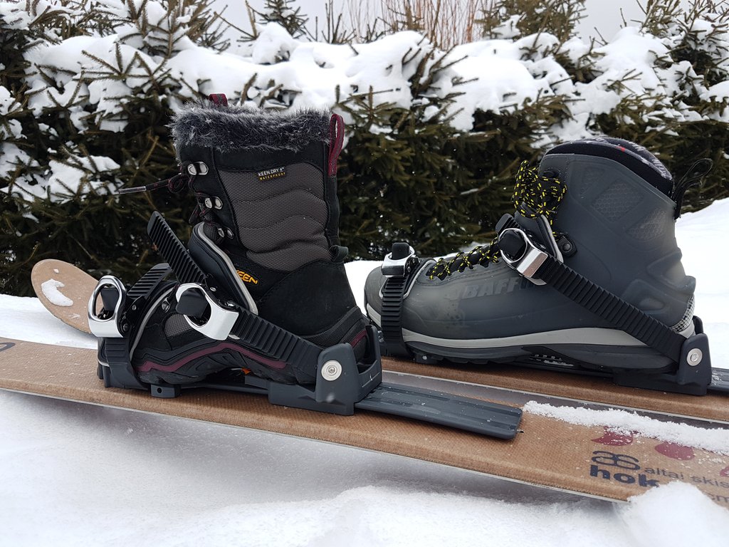chaussures-fixations-universelles-ski-raquettes_05.jpg